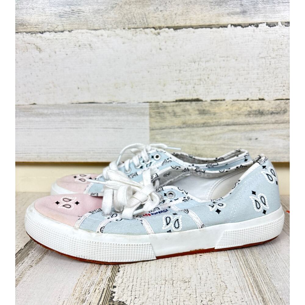 Superga Womens 10 Blue Pink Bandana Mix Low Top Lace Up Canvas Sneakers